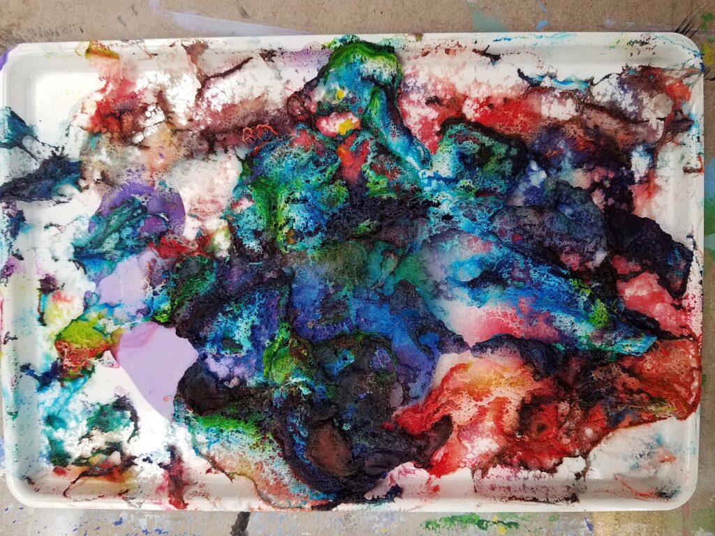 脇毛剃りが痛いと感じる原因と対策は？