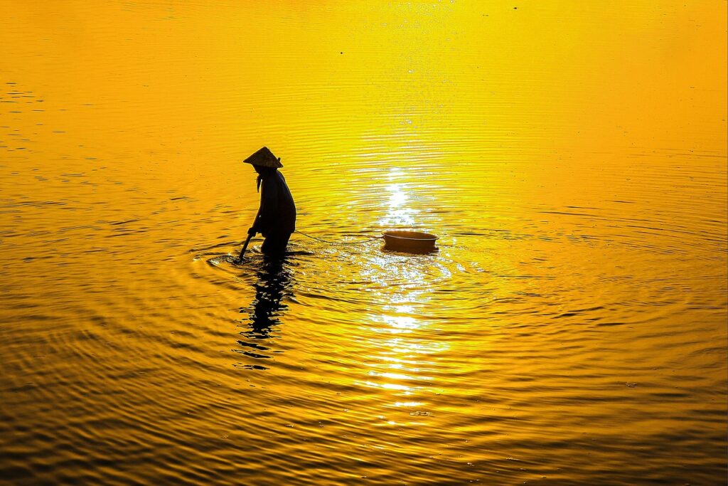 脇毛を剃ることのデメリットとは何ですか？