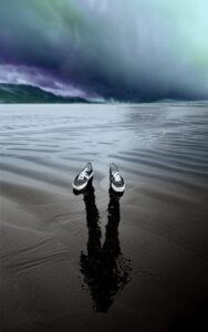 医療脱毛施術後に赤みが消えない場合の対処法は？